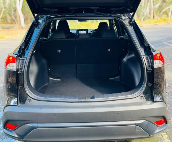 2022 Toyota Corolla Cross SUV ZVG11 Hybrid G image