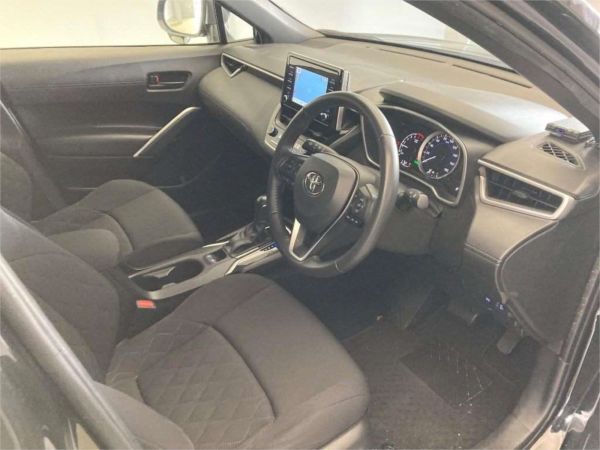 2022 Toyota Corolla Cross SUV ZVG11 Hybrid G image