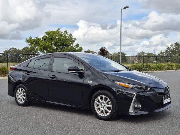 2020 Toyota Prius PHV Hatchback ZVW52 A image