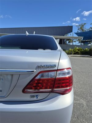 2011 Toyota Crown Sedan GWS204 L Package image