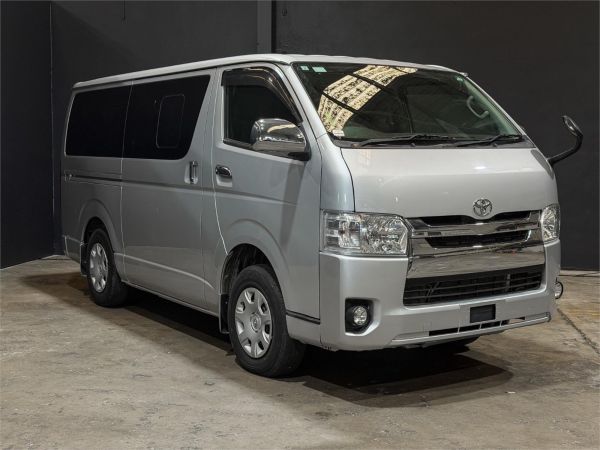 2017 TOYOTA HIACE Van image