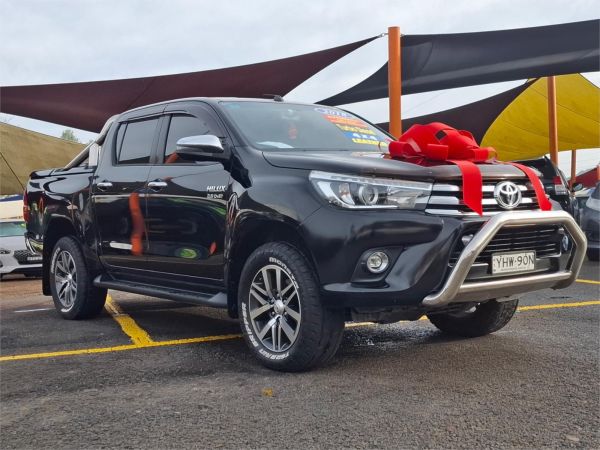 2018 Toyota Hilux Utility GUN126R SR5 image
