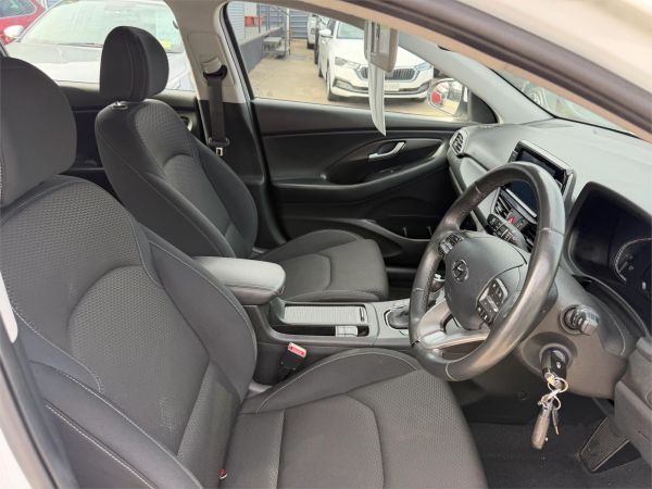 2023 Hyundai i30 Hatchback PD.V4 MY23 image