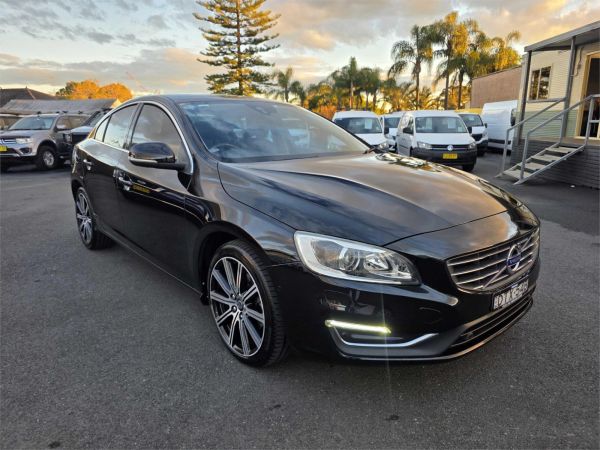 2017 Volvo S60 Sedan F Series MY17 T4 Luxury image