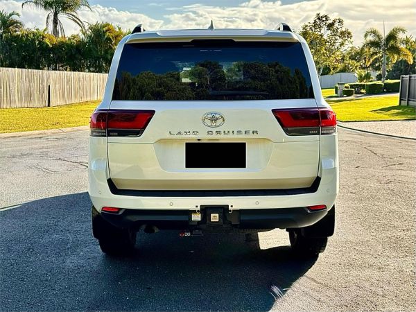 2022 Toyota Landcruiser FJA300R VX image