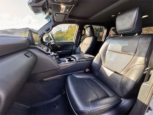 2022 Toyota Landcruiser FJA300R VX image