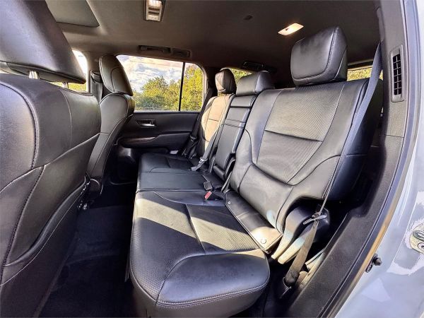 2022 Toyota Landcruiser FJA300R VX image