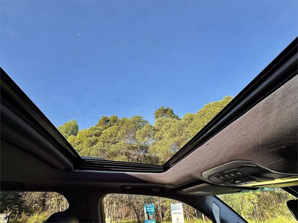 2022 Toyota Landcruiser FJA300R VX image