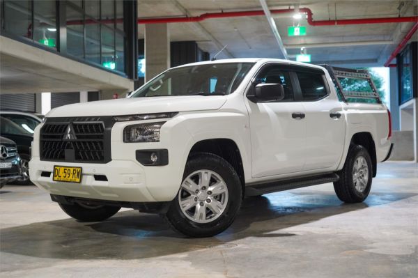 2024 Mitsubishi Triton MV GLX+ image