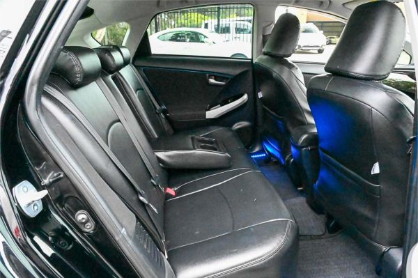 2015 Toyota Prius Liftback ZVW30R MY12 image