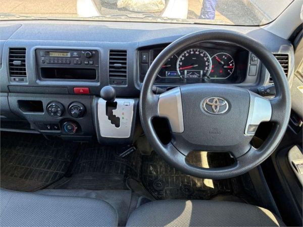2019 Toyota Hiace VAN Long DX 4WD image