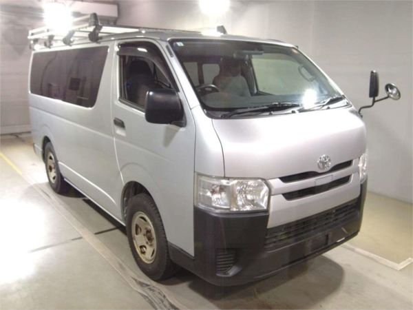 2019 Toyota Hiace VAN Long DX 4WD image
