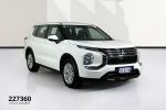 Image for 2024 Mitsubishi Outlander ZM ES