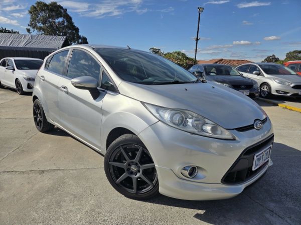 2010 Ford Fiesta WS Zetec Silver 4 Speed Automatic Hatchback image