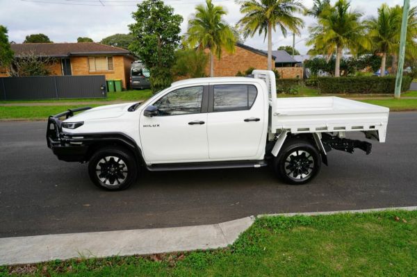2025 Toyota Hilux GUN227R SR5 image