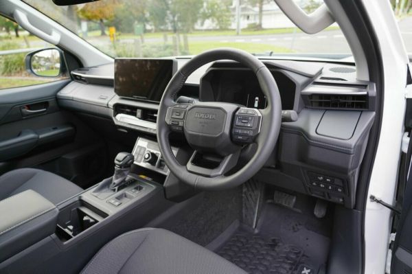 2025 Toyota Hilux GUN227R SR5 image