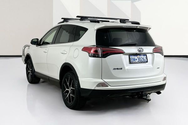 2018 Toyota RAV4 GXL (4x4) ASA44R MY18 image