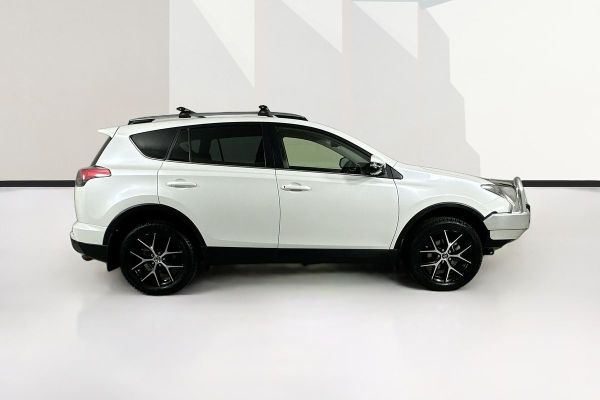2018 Toyota RAV4 GXL (4x4) ASA44R MY18 image