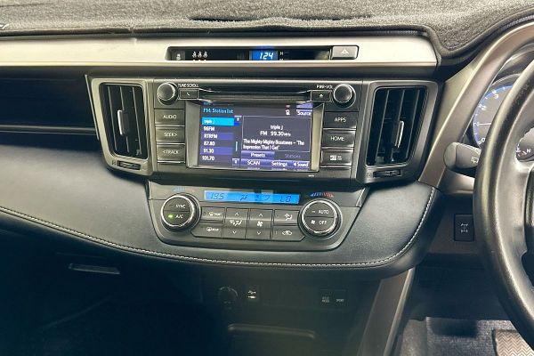 2018 Toyota RAV4 GXL (4x4) ASA44R MY18 image