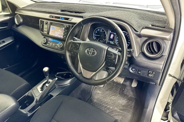 2018 Toyota RAV4 GXL (4x4) ASA44R MY18 image