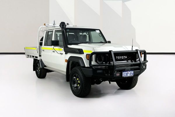 2025 Toyota Landcruiser GDJL79R GXL image