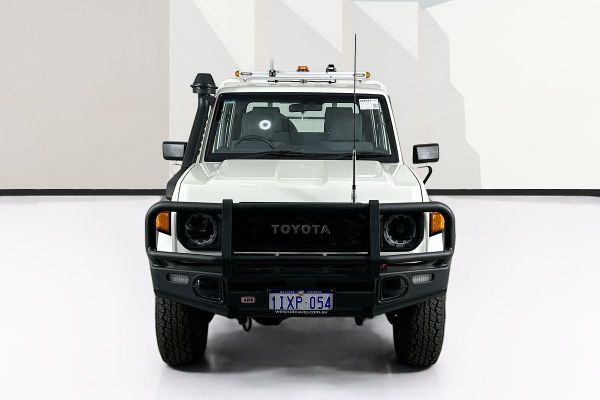 2025 Toyota Landcruiser GDJL79R GXL image