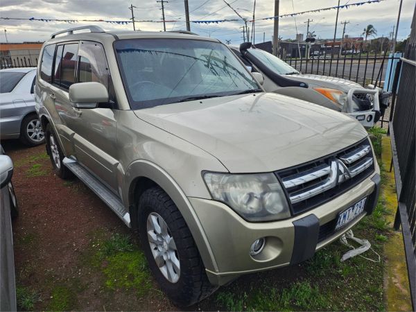 2010 Mitsubishi Pajero Wagon NT MY10 VR-X image