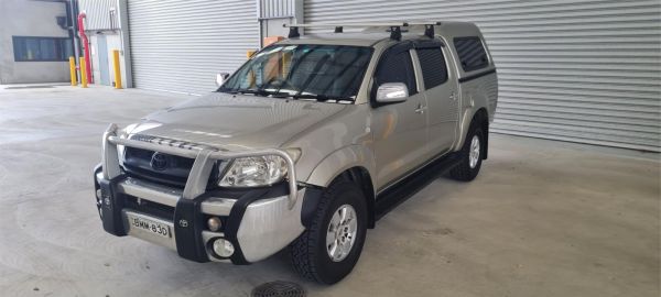 2009 TOYOTA HILUX DUAL CAB P/UP GGN25R 09 UPGRADE SR5 (4x4) image
