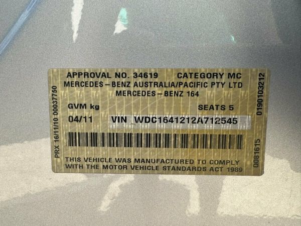 2011 Mercedes-Benz ML300 CDI 164 MY11 Grand Edition (4x4) Brilliant Silver 7 Speed image