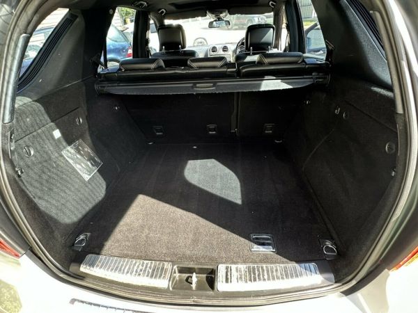 2011 Mercedes-Benz ML300 CDI 164 MY11 Grand Edition (4x4) Brilliant Silver 7 Speed image