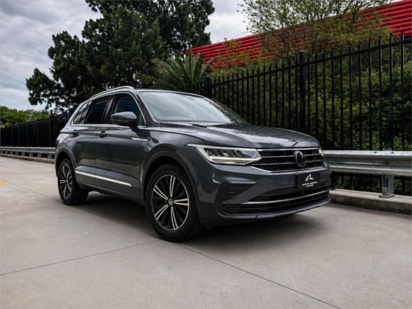 2021 Volkswagen Tiguan MKII Life image