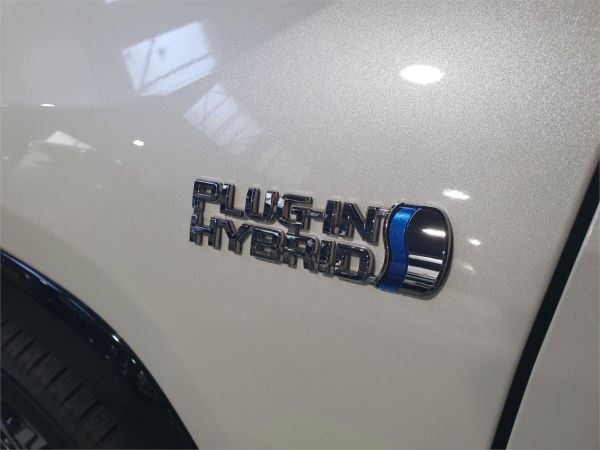 2021 Toyota RAV4 SUV AXAP54 PHV image