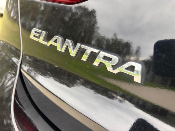 2017 Hyundai Elantra Sedan AD MY17 Active image