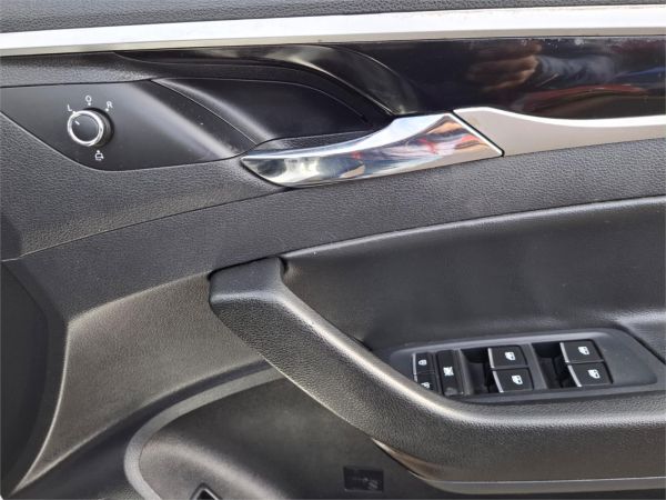 2018 LDV T60 Utility SK8C LUXE image