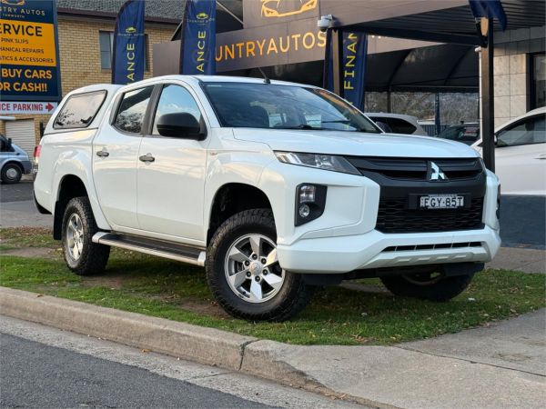 2019 Mitsubishi Triton MR GLX+ image