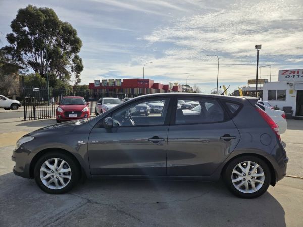 2008 Hyundai i30 FD MY09 SLX Grey 5 Speed Manual Hatchback image