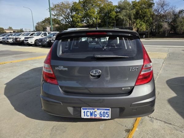 2008 Hyundai i30 FD MY09 SLX Grey 5 Speed Manual Hatchback image