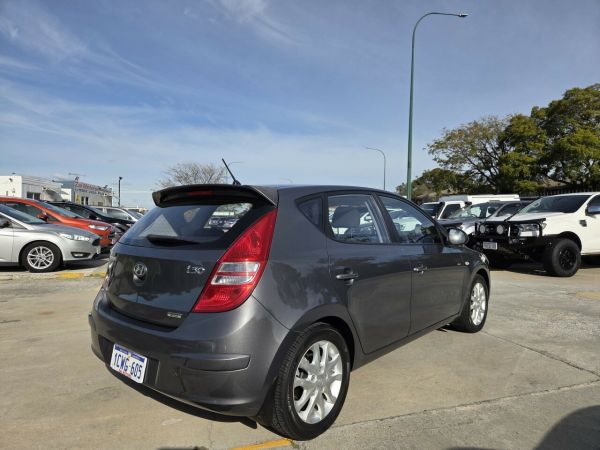 2008 Hyundai i30 FD MY09 SLX Grey 5 Speed Manual Hatchback image