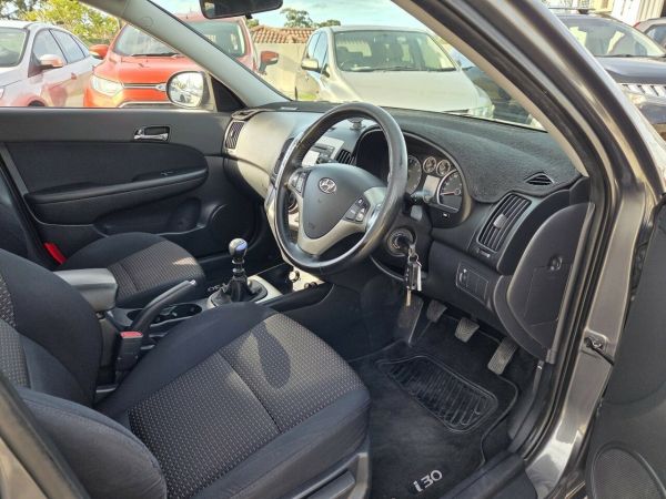 2008 Hyundai i30 FD MY09 SLX Grey 5 Speed Manual Hatchback image