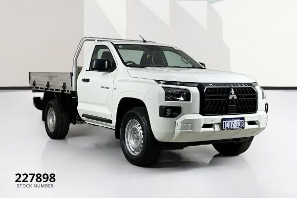 2025 Mitsubishi Triton MV GLX image
