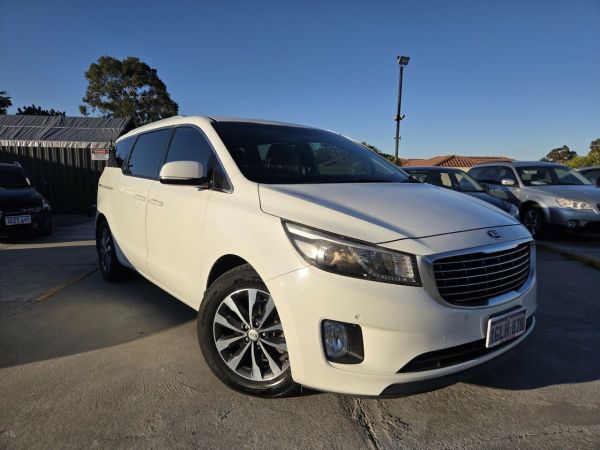 2017 Kia Carnival YP MY17 SLi White 6 Speed Sports Automatic Wagon image