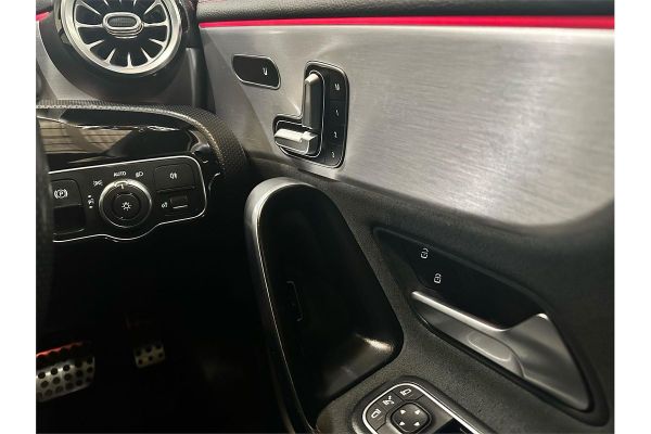 2019 Mercedes-Benz CLA-Class BR117 CLA200 image