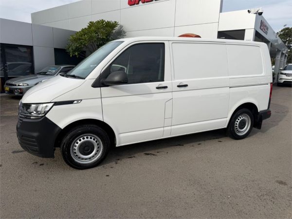 2021 Volkswagen Transporter T6 TDI340 image
