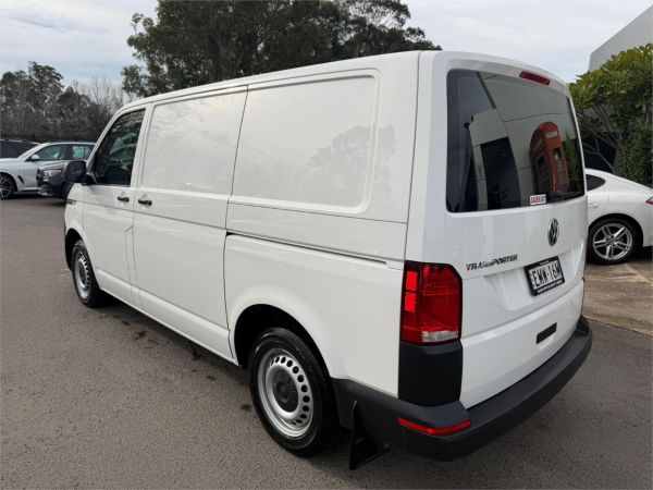2021 Volkswagen Transporter T6 TDI340 image