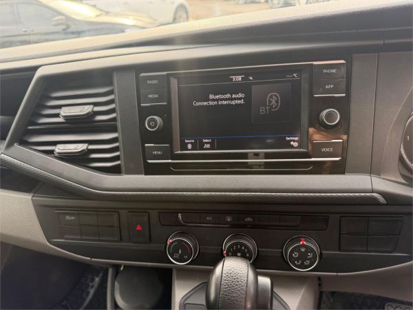 2021 Volkswagen Transporter T6 TDI340 image