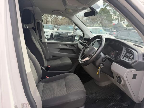 2021 Volkswagen Transporter T6 TDI340 image