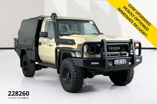 2025 Toyota Landcruiser VDJL79R GXL image