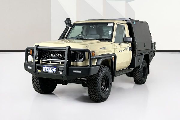 2025 Toyota Landcruiser VDJL79R GXL image