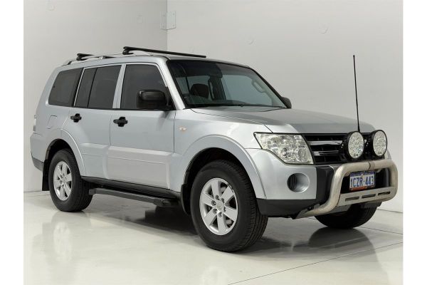 2008 Mitsubishi Pajero GLX LWB (4x4) NS image