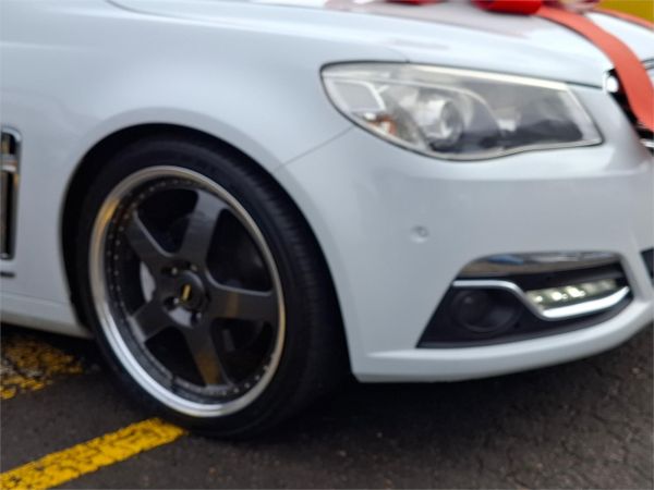 2013 Holden Calais Sedan VF MY14 V image